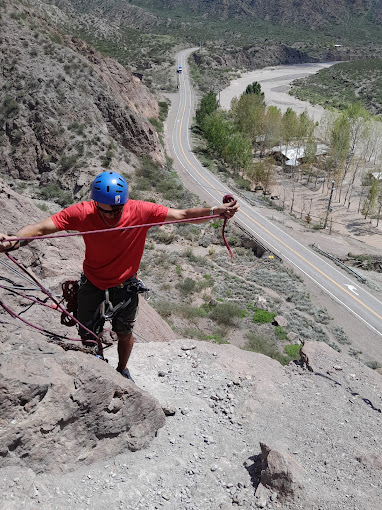 Tirolesa Andina  + Trekking Mirador + Rappel