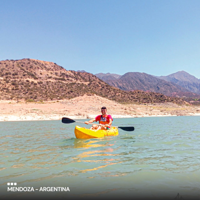 Kayak de Travesía - En Dique Potrerillos